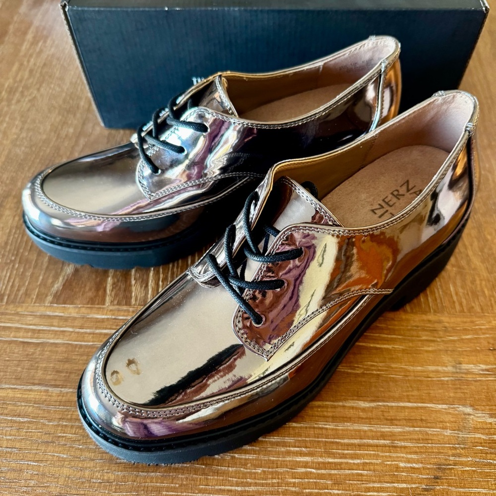 NIB mirror pewter Naturalizer Darry Oxfords 8.5N - Picture 2 of 14